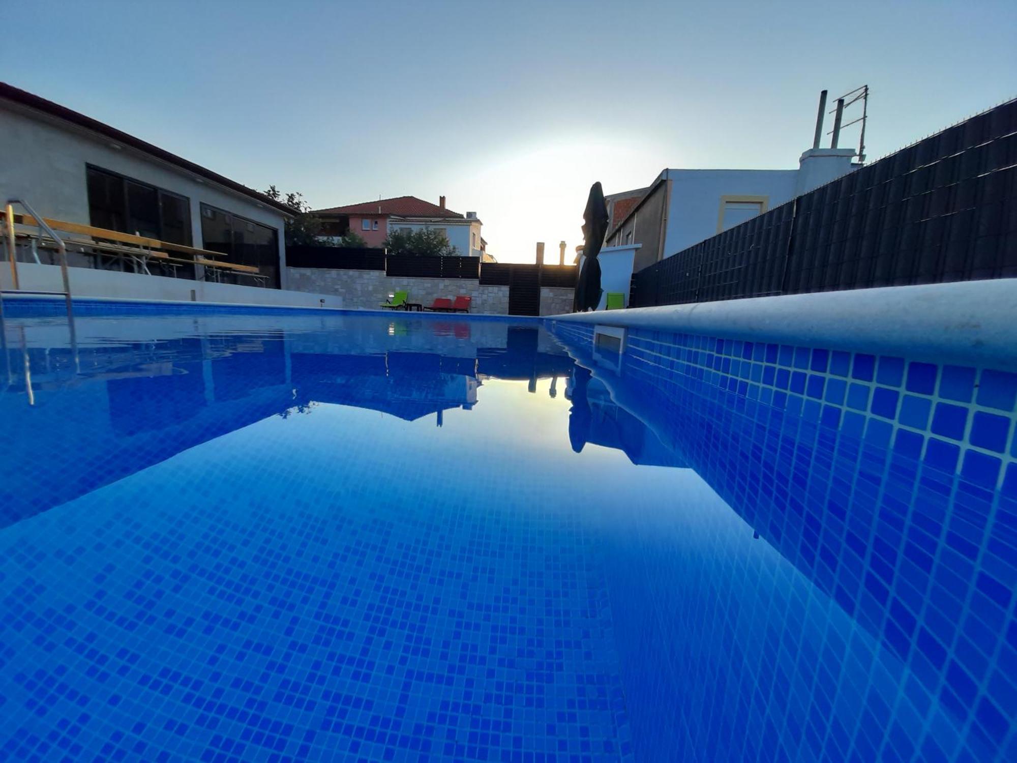 Apartments Vuk โพเซดารเย ภายนอก รูปภาพ